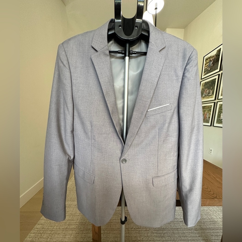 NWOT Men's Gray Blazer size large